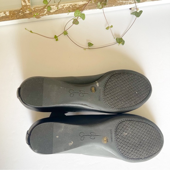 NEW Jessica Simpson Black Leather Ballet Flats - Picture 6 of 6